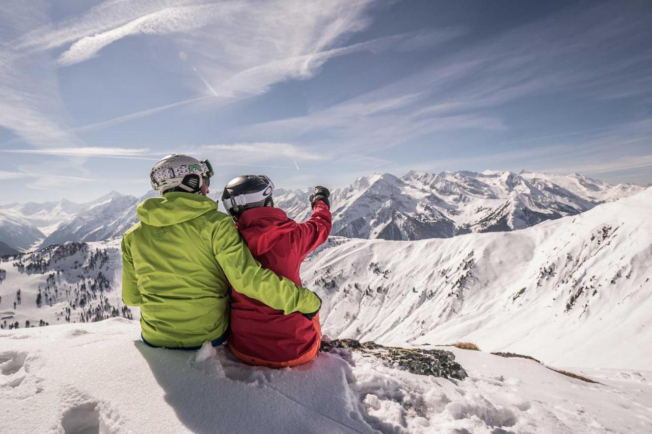 Appartements Steinbock - Ski-In & Ski-Out Тукс Екстериор снимка
